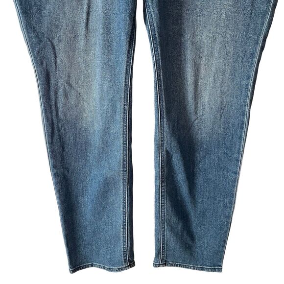 Old Navy Plus 16 Jeans High Rise Wow Straight Stretch Medium Blue - Picture 6 of 9